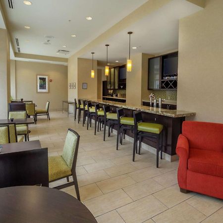 The Hilton Garden Inn Buffalo-Downtown Extérieur photo
