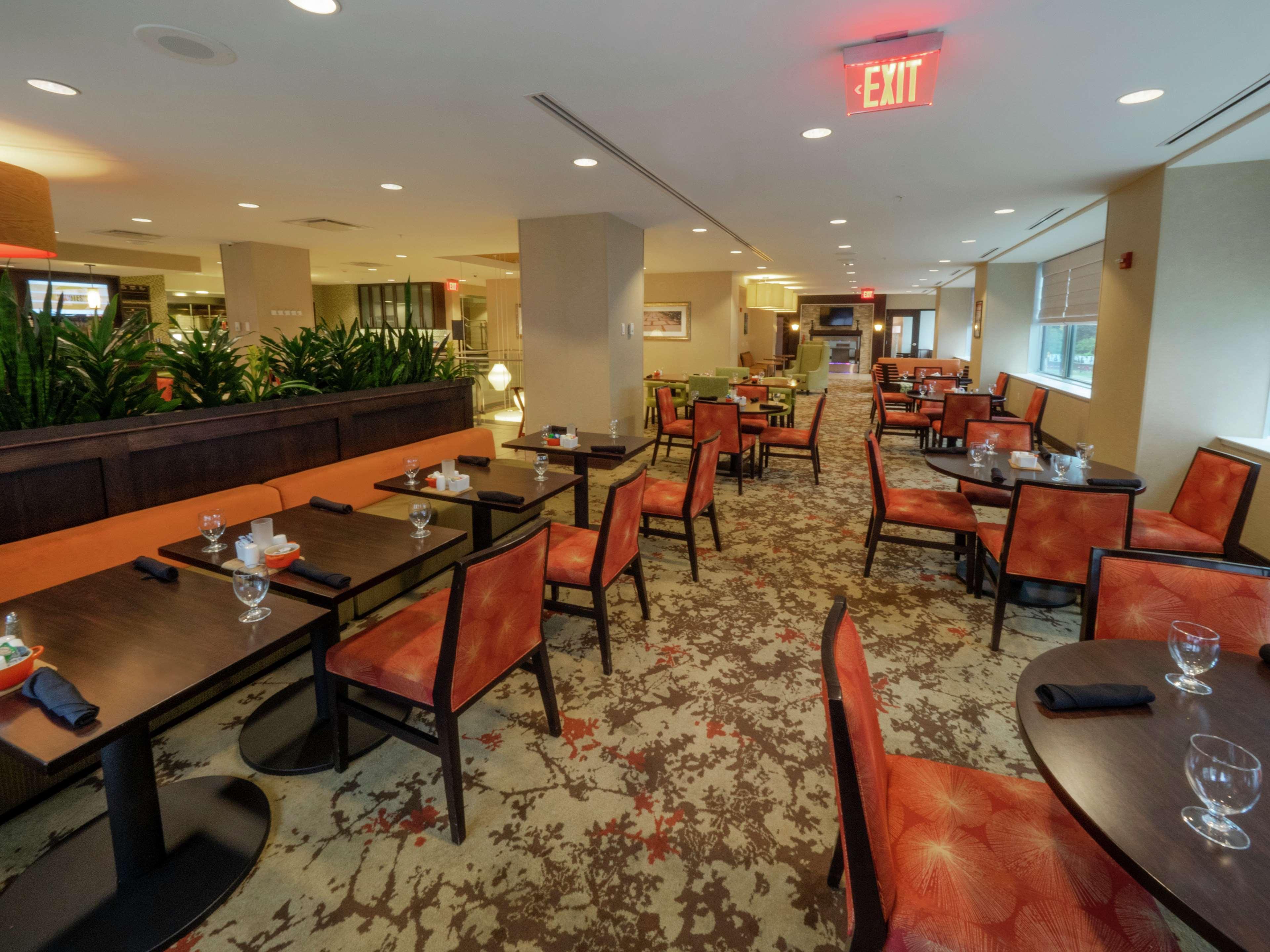 The Hilton Garden Inn Buffalo-Downtown Extérieur photo