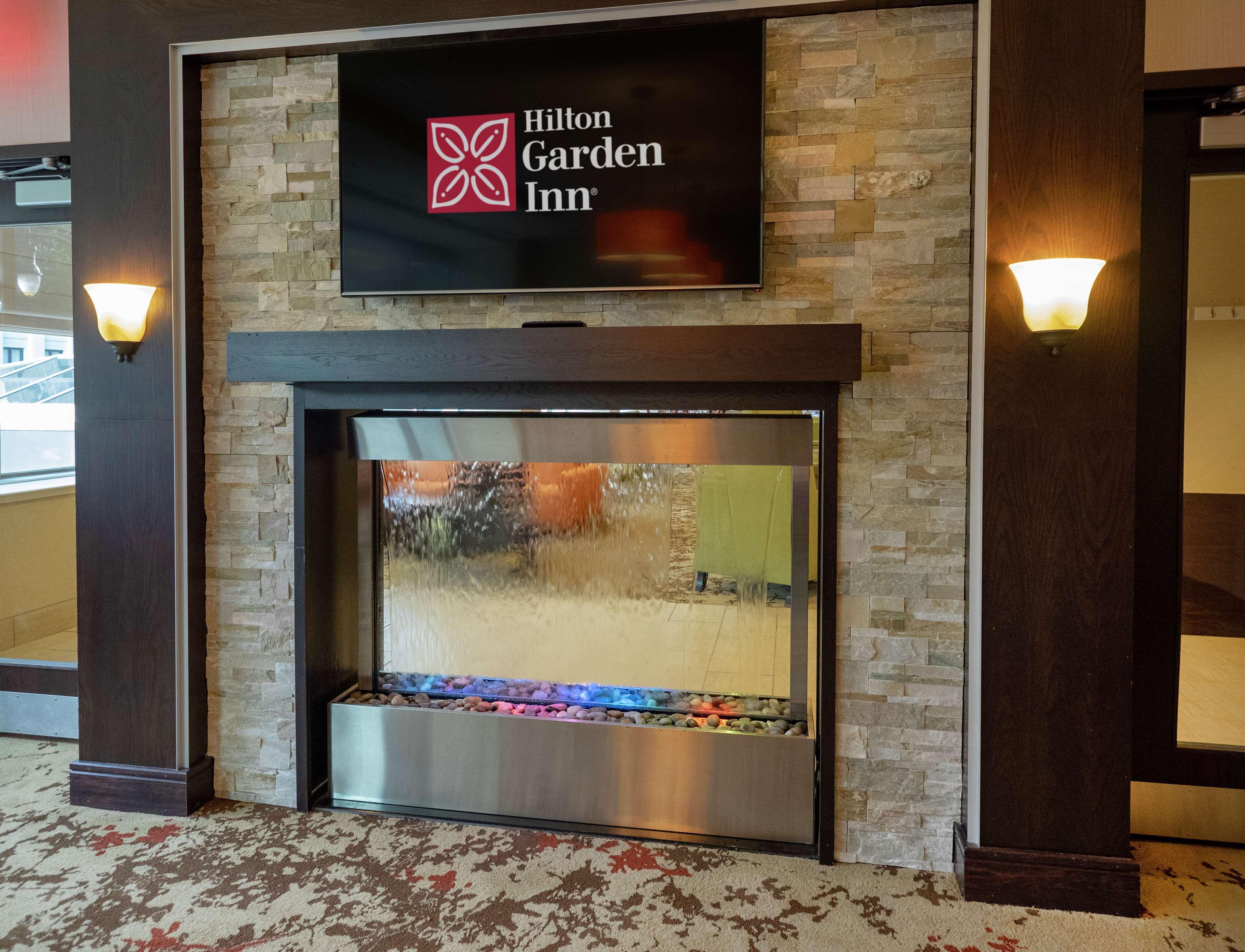 The Hilton Garden Inn Buffalo-Downtown Extérieur photo