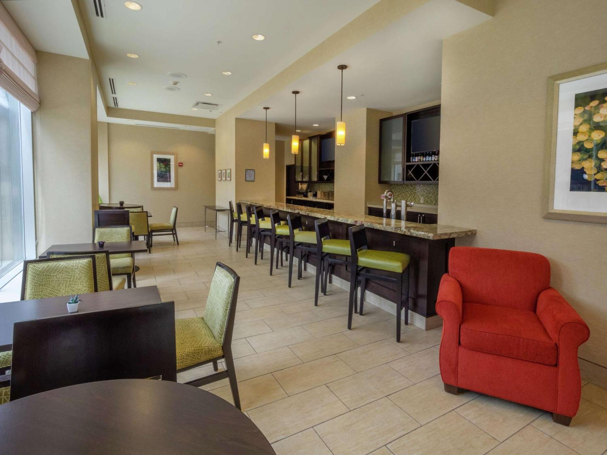 The Hilton Garden Inn Buffalo-Downtown Extérieur photo