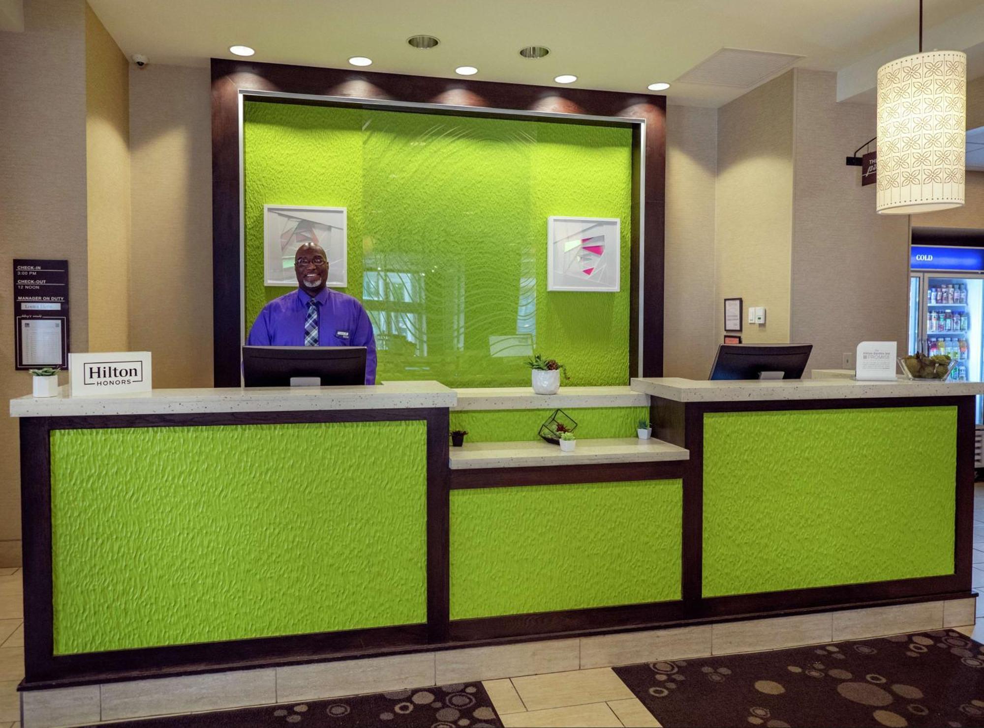 The Hilton Garden Inn Buffalo-Downtown Extérieur photo