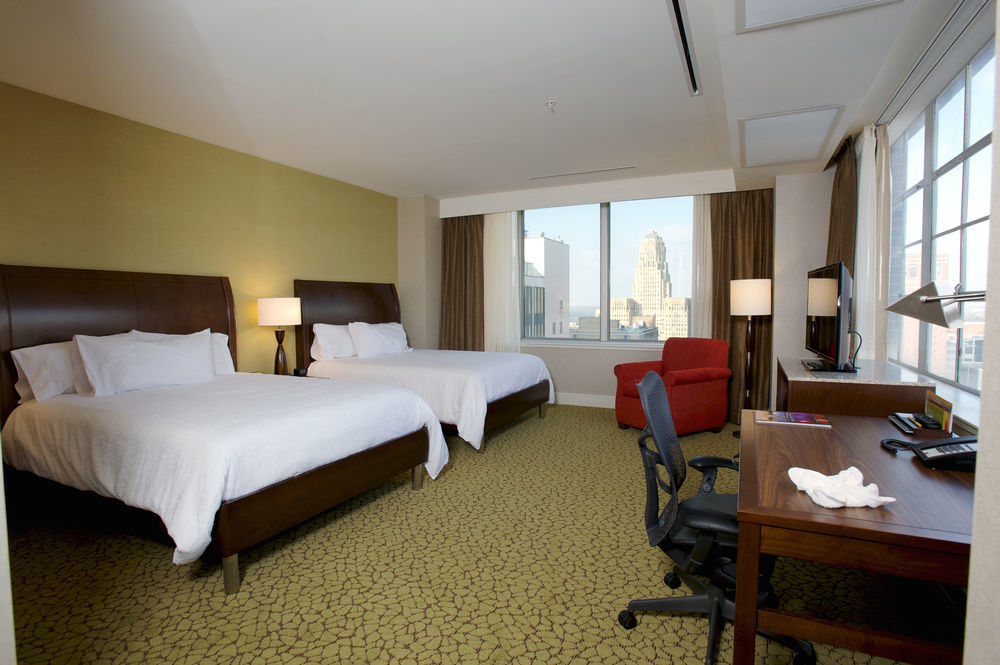 The Hilton Garden Inn Buffalo-Downtown Extérieur photo