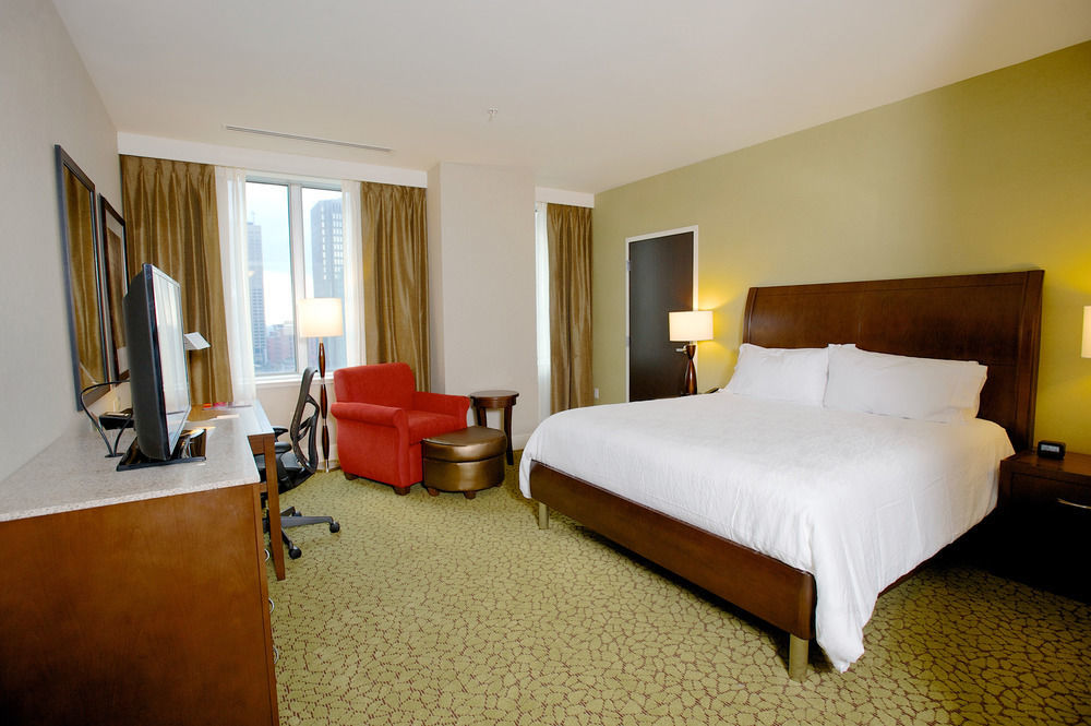 The Hilton Garden Inn Buffalo-Downtown Extérieur photo